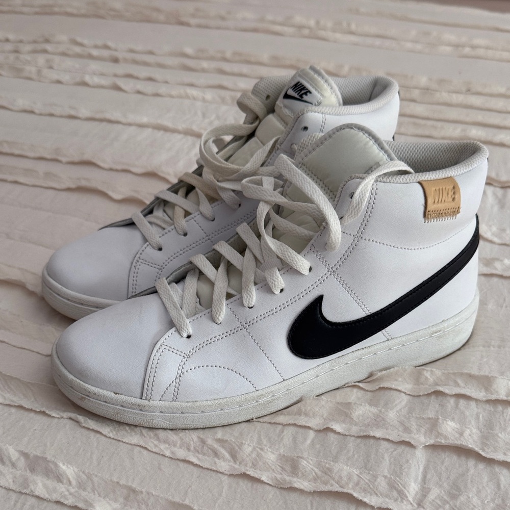 Men’s Nike Dunks 8.5